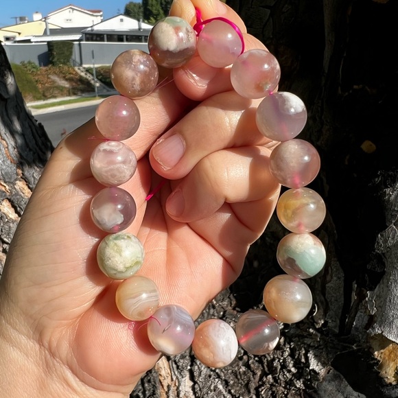 Flower Agate Bead Bracelet - Sakura Agate - Picture 5 of 7